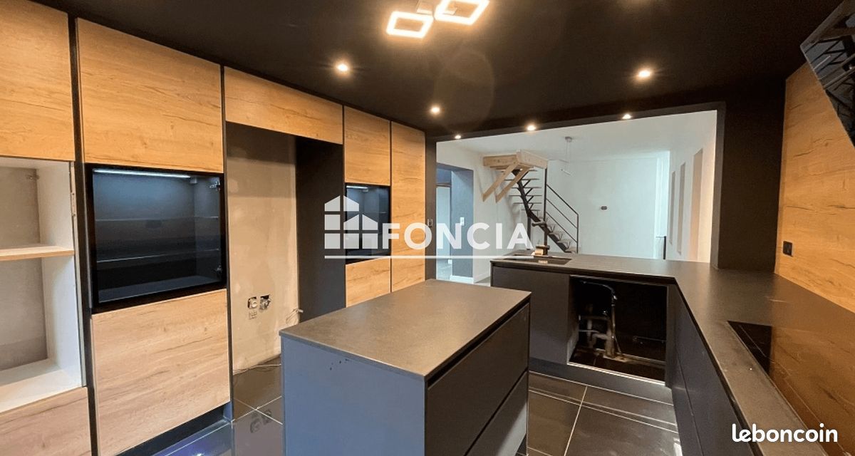 Appartement 5 pièces 106 m² · à Jassans-Riottier · 106 m² · 1 230 €/mois