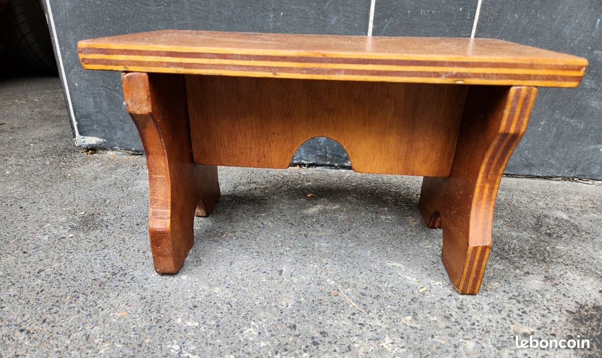Lot 2 prie dieu enfant + tabouret (image 8)