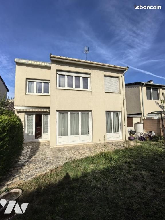 Maison 5 pièces 107 m² · à Pierrelaye · 107 m² · 326 600 €