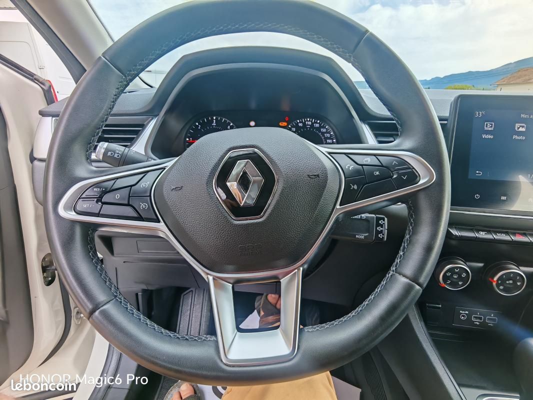 Renault Captur BLUEDCI 115 EDC BUSINESS (image 16)