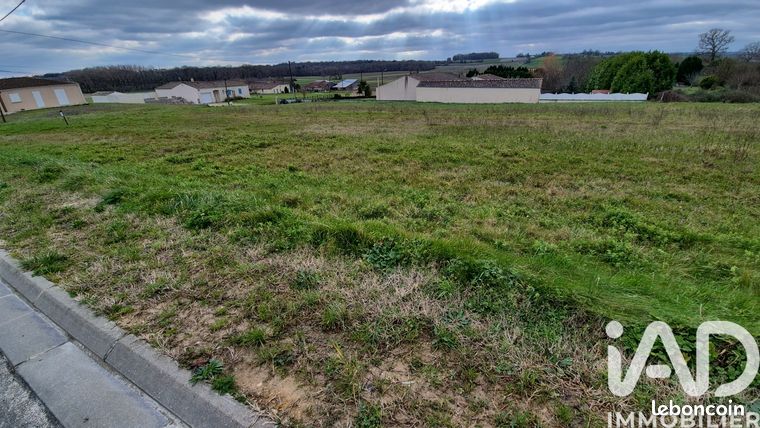 Terrain 3367 m² Allas-Bocage