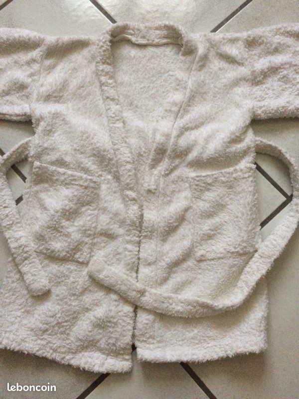 Peignoir blanc 1 an (image 2)