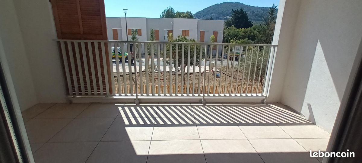 Appartement 3 pièces 63 m² · à Solliès-Pont · 63 m² · 810 €/mois
