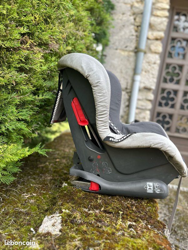Siège auto bébé Römer Duo Plus Isofix – Groupe 1 (9-18 kg) (image 2)