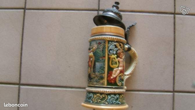 Chope à bière centenaire (image 1)
