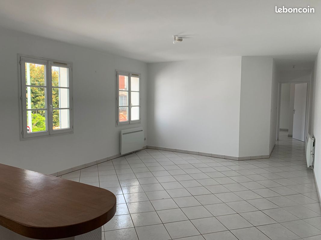 Appartement 3 pièces 78 m² · à Jonzac · 78 m² · 585 €/mois