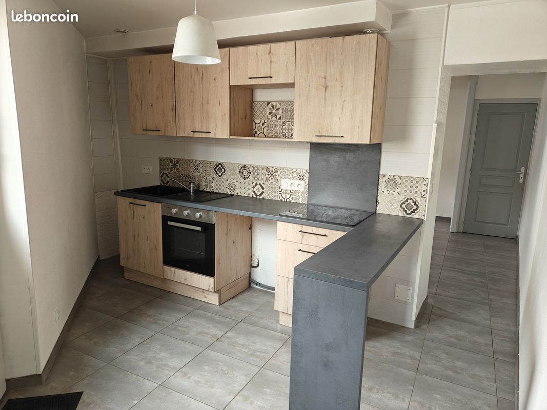 Maison 3 pièces 65 m² · à Revel · 65 m² · 92 600 €