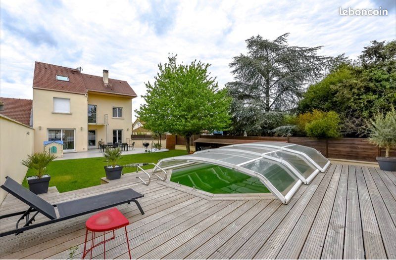 Maison 7 pièces 137 m² · à Éragny · 137 m² · 559 000 €