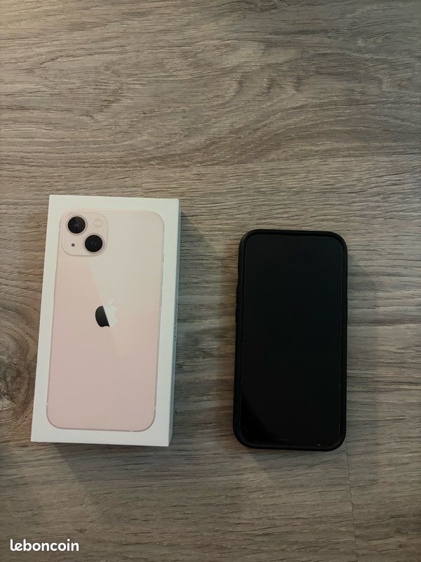 I phone 13 (image 5)