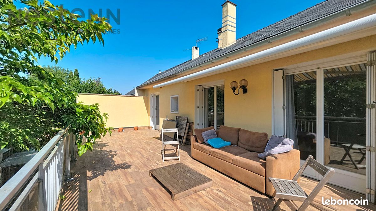 Maison 7 pièces 150 m² · à Mûrs-Erigné · 150 m² · 305 000 €