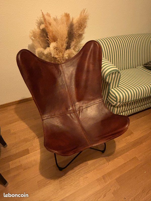 Fauteuil papillon en cuir (image 2)