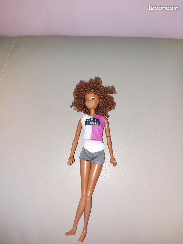 Poupée mannequin jambes et bras articulés (image 1)
