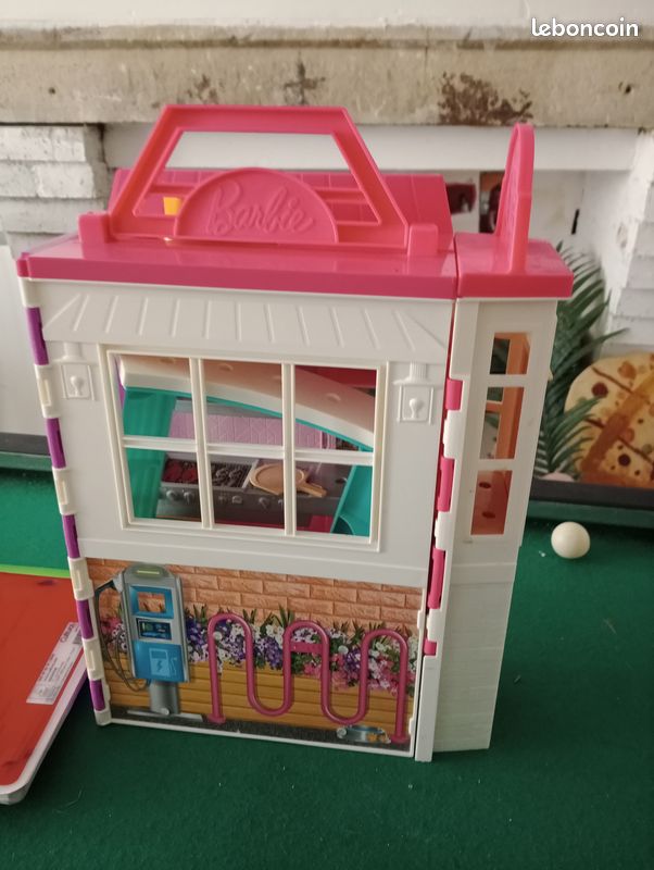 Jeu valise Barbie (image 1)
