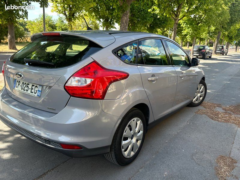🚘 Ford Focus III titanium - Kit distribution & Embrayage Neuves (image 2)