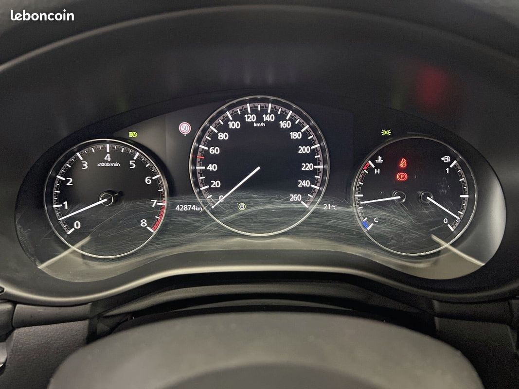 MAZDA Mazda3 5 portes 2.0L e-SKYACTIV-G M Hybrid 122 ch BVM6 Prime-Line (image 26)