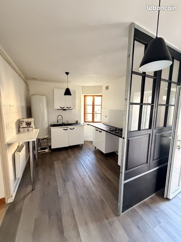 Maison 4 pièces 79 m² · à Château-Chinon (ville) · 79 m² · 570 €/mois