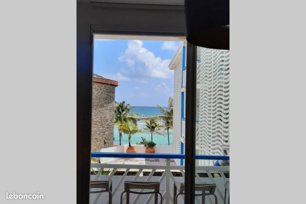 Appartement 1 pièce 25 m² · à Saint-François · 25 m² · 750 €/mois
