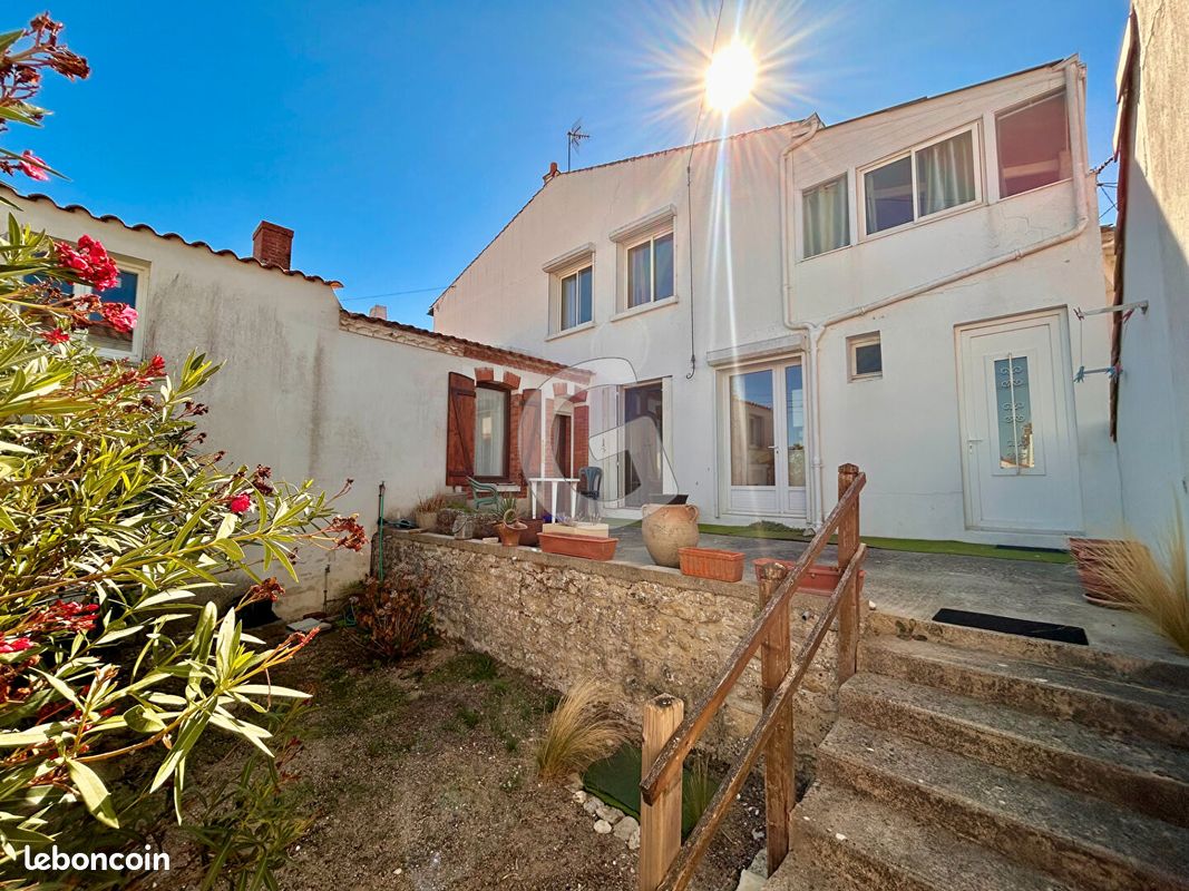 Maison 7 pièces 183 m² · à La Tranche-sur-Mer · 183 m² · 480 000 €