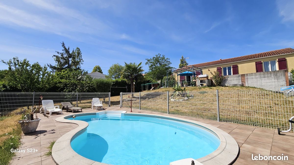 Maison 5 pièces 100 m² · à Niort · 100 m² · 208 000 €