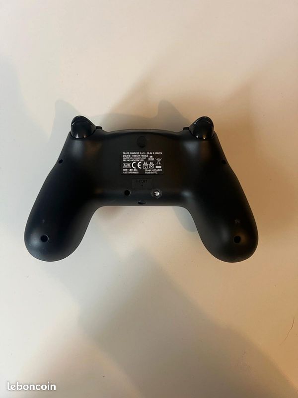 Manette PS4 (image 4)
