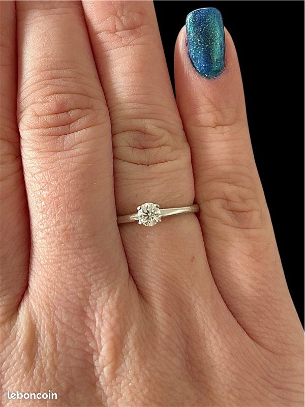 Bague De Fiançailles Solitaire Diamant 0.50 Carat - Monture Or Blanc 18 Carats, Neuve Avec étiquettes