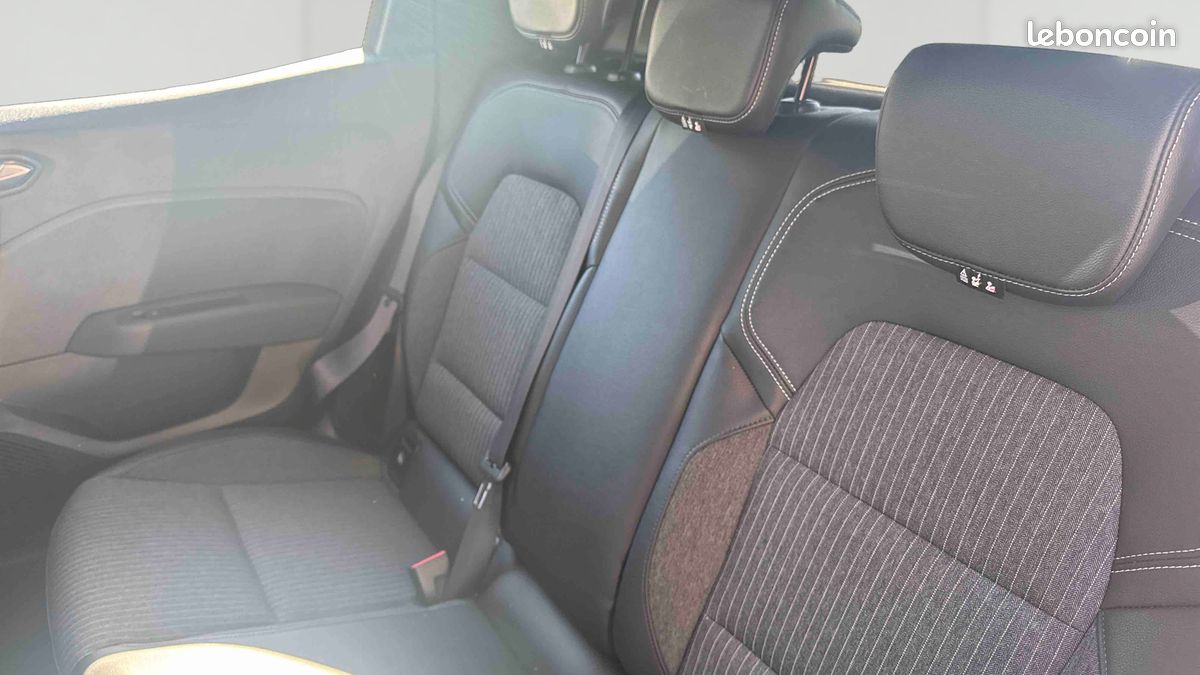 RENAULT Clio TCe 90 - 21N Intens (image 12)