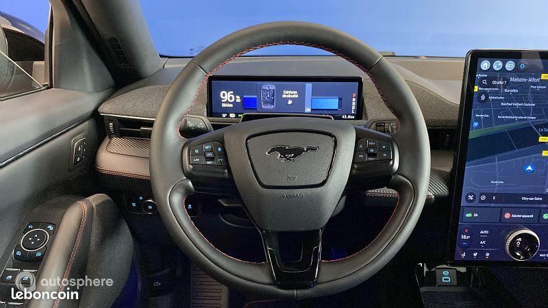 Ford Mustang Mach-E 294ch Extended Range 91kWh Premium Propulsion (image 24)