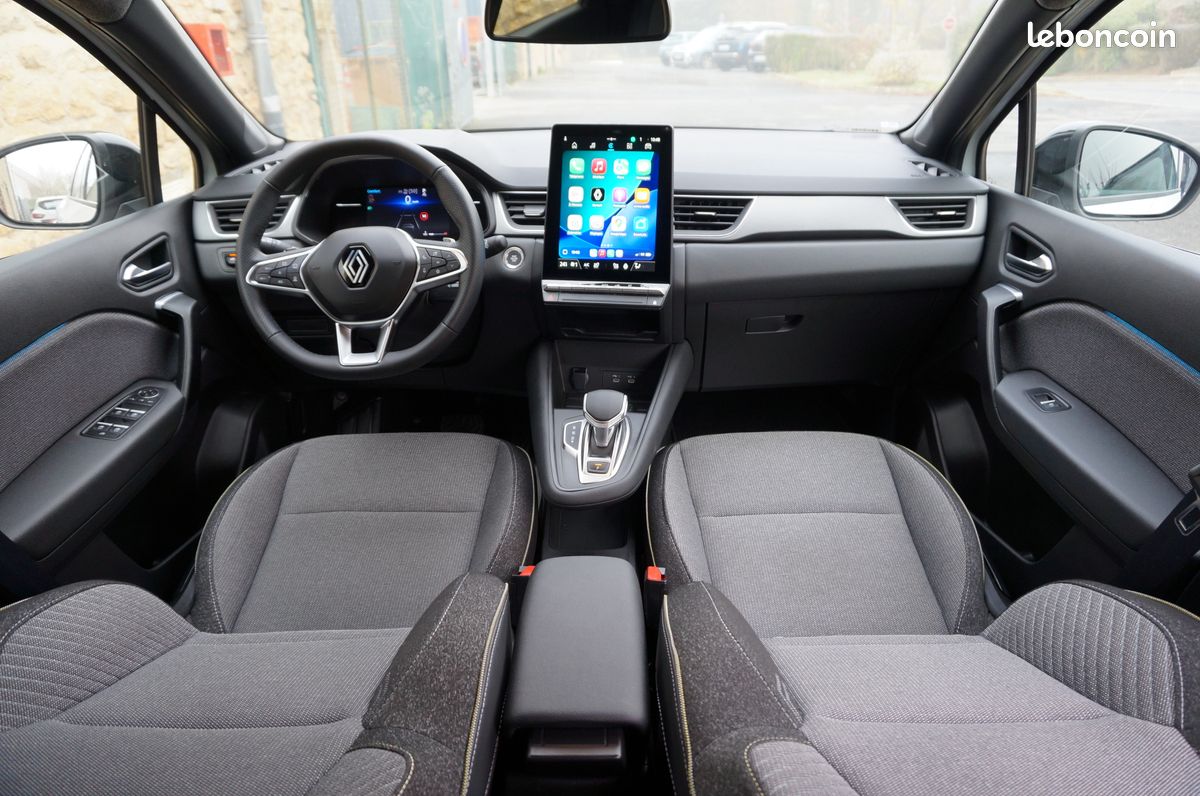 Nouveau Renault CAPTUR - 1.3TCE 160 EDC - TECHNO - 10.000Kms/Avril 2025 (image 8)