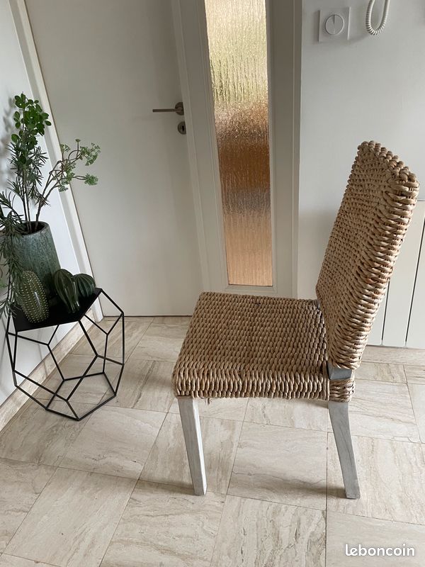 A vendre 4 chaises tressées en fibre naturelle de bananier (image 3)
