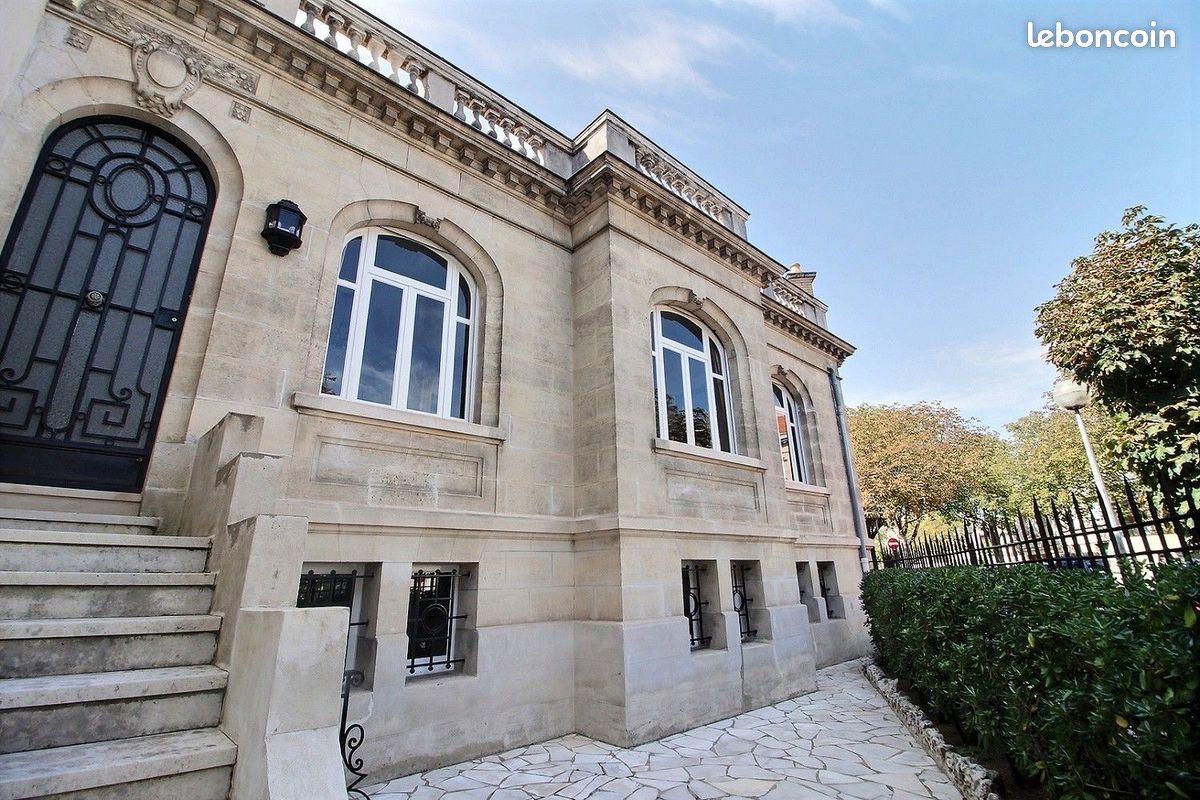 Appartement 4 pièces 100 m² · à Bordeaux · 100 m² · 1 800 €/mois