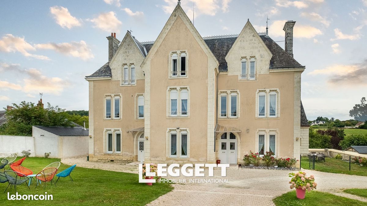 Maison 17 pièces 450 m² · à Cravant-les-Côteaux · 450 m² · 1 081 500 €