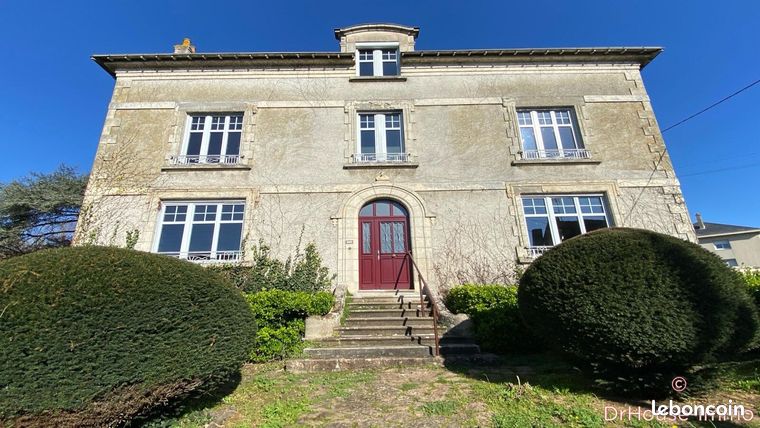 Maison 13 pièces 412 m²