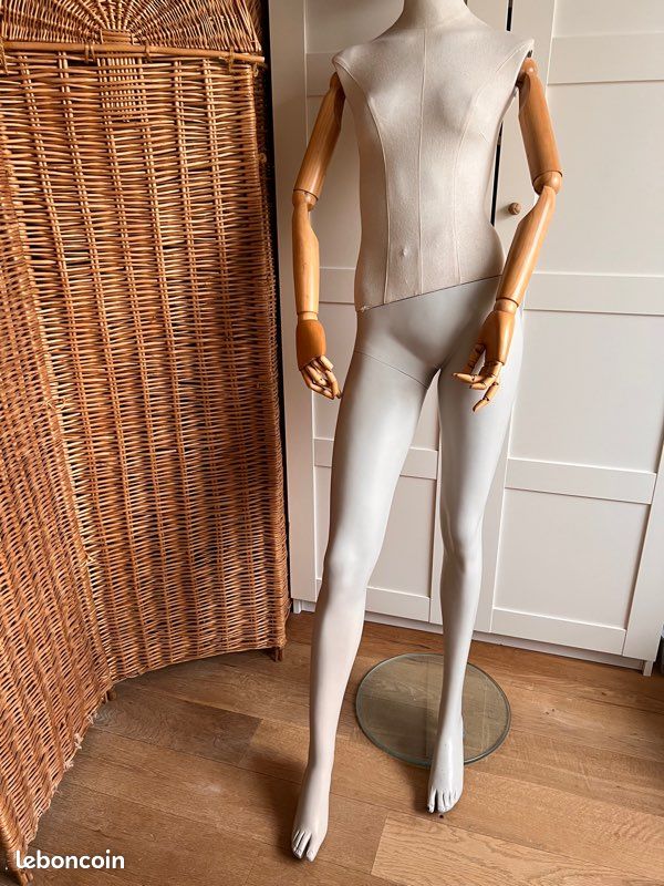 Mannequin avec jambes bras articulés bois / tête / pied / buste en lin écru + perruque - buste couture (image 14)
