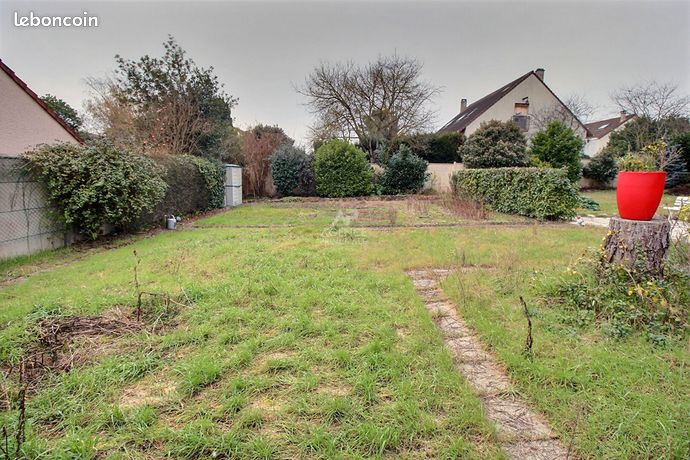 Terrain 250 m² TRIEL SUR SEINE