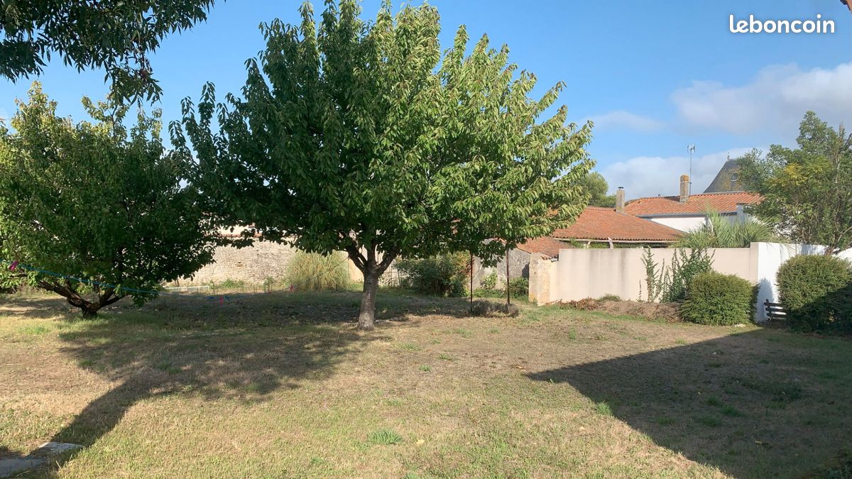 Terrain 2 pièces 651 m² · à Bourgneuf · 651 m² · 193 320 €