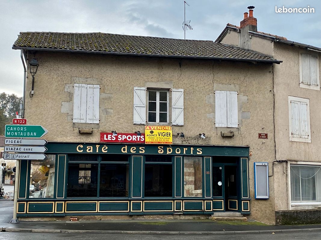 Immeuble 4 pièces 170 m² · à Figeac · 170 m² · 25 000 €