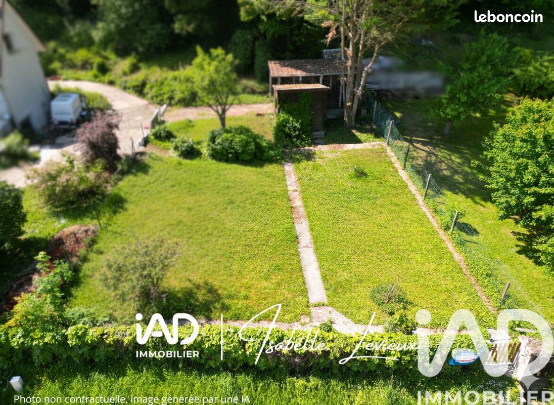 Terrain 723 m² · à Saint-Cyr-en-Arthies · 723 m² · 85 000 €