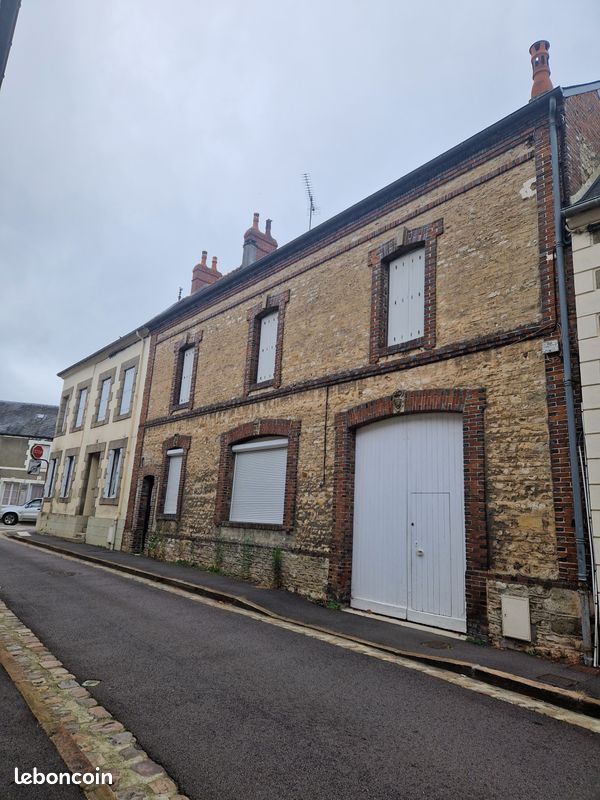 Maison 6 pièces 125 m² · à Sées · 125 m² · 95 000 €