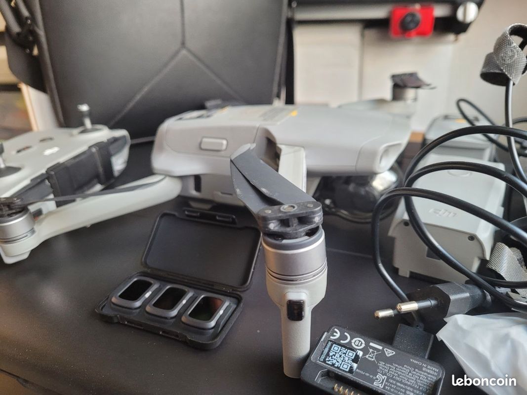 DJI Mavic Air Combo – Ouvert Mais Jamais Utilisé, Prêt à Voler