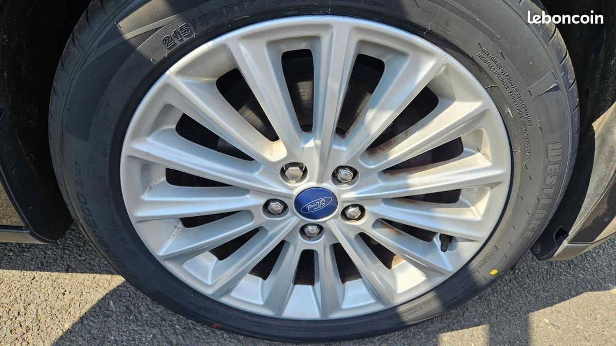 Ford Focus 1.0 EcoBoost 125 S&S Titanium (image 18)