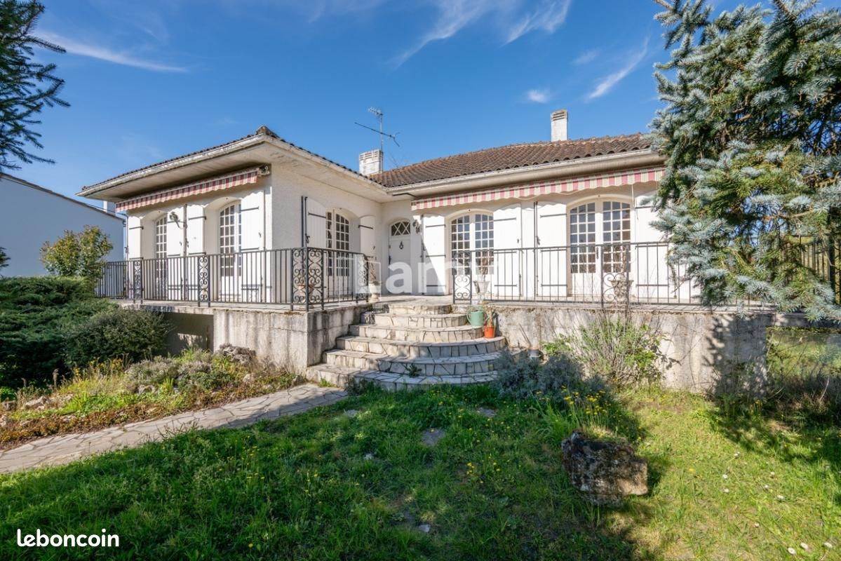 Maison 6 pièces 152 m² · à Libourne · 152 m² · 230 000 €
