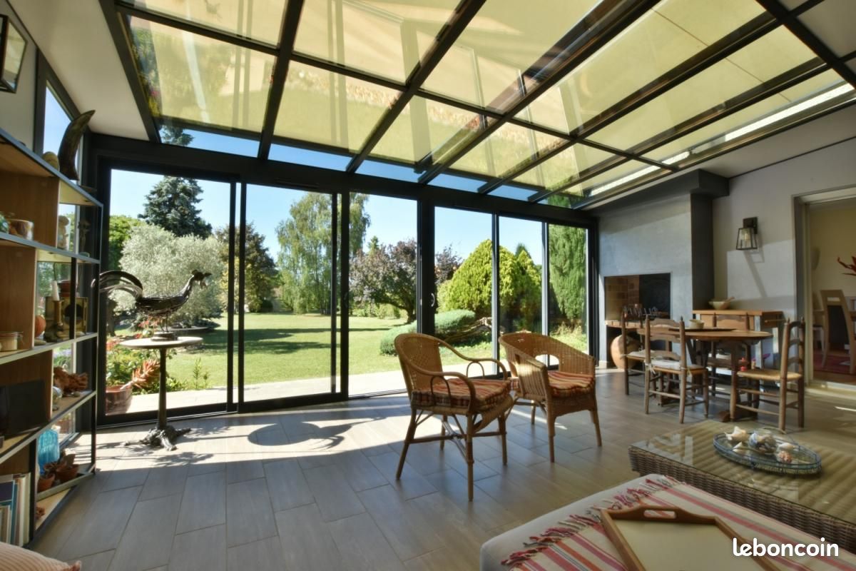 Villa 7 pièces 220 m² - Chassors 16200 Luchac (image principale 5)