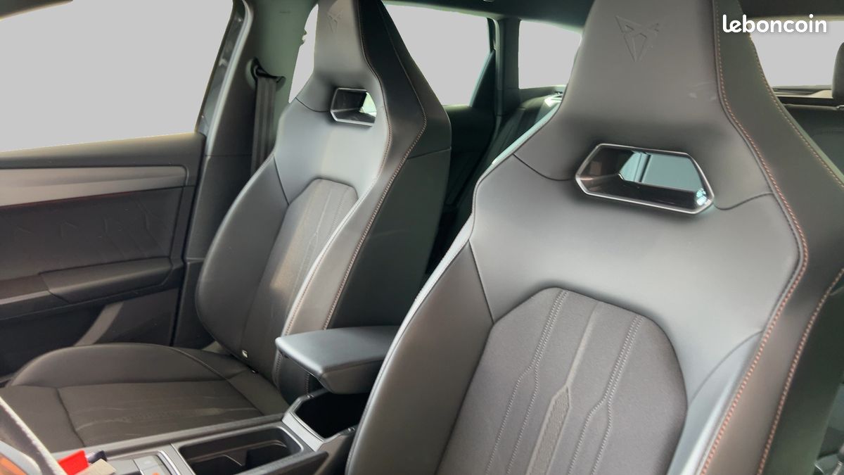 Cupra LEON ST 1.4 E-HYBRID 204CH V DSG6 (image 12)