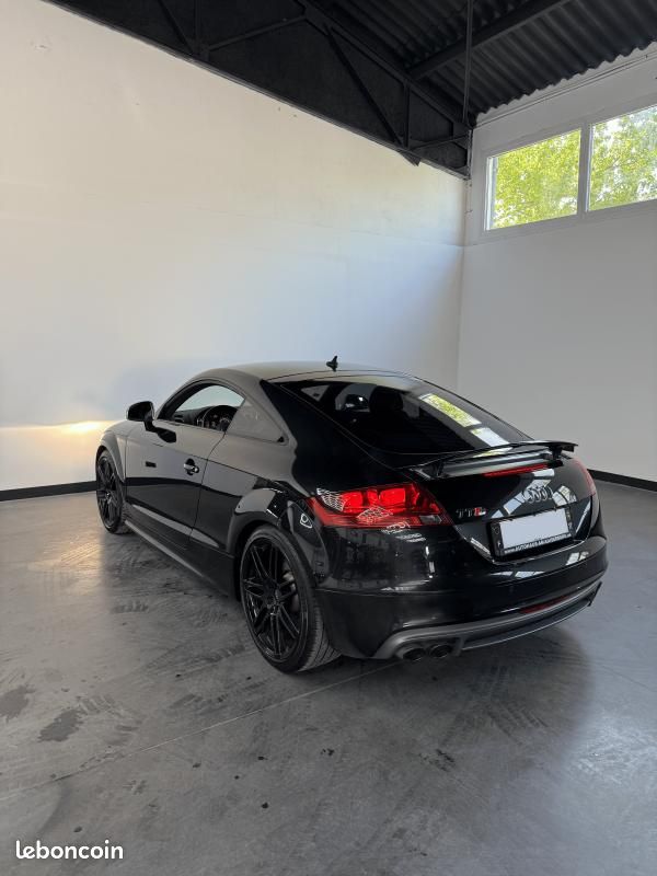 Audi TT S (image 8)