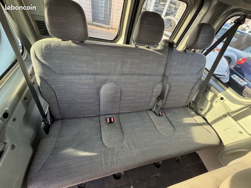 Renault TRAFIC II PASSENGER L1H1 1000 2.0 DCI 90CH AUTHENTIQUE (image 15)