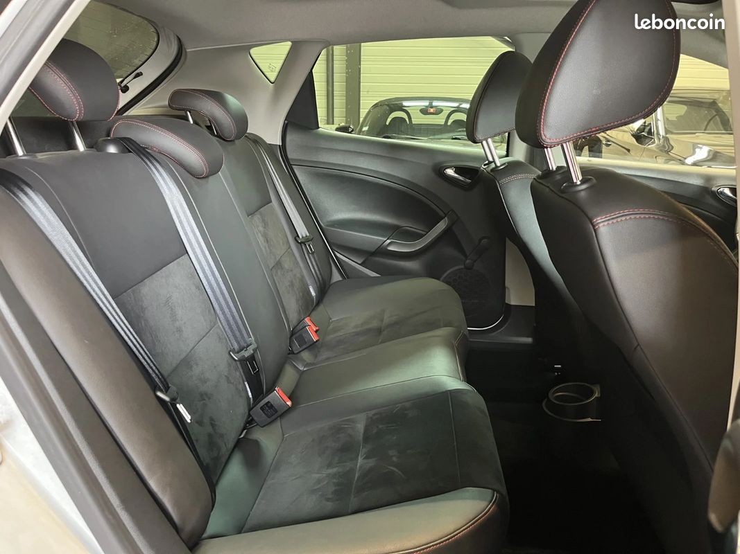 SEAT IBIZA 1.0 TSI 110 FR - CUIR ALCANTARA - TOIT OUVRANT - GPS - CLIM Auto - (image 13)