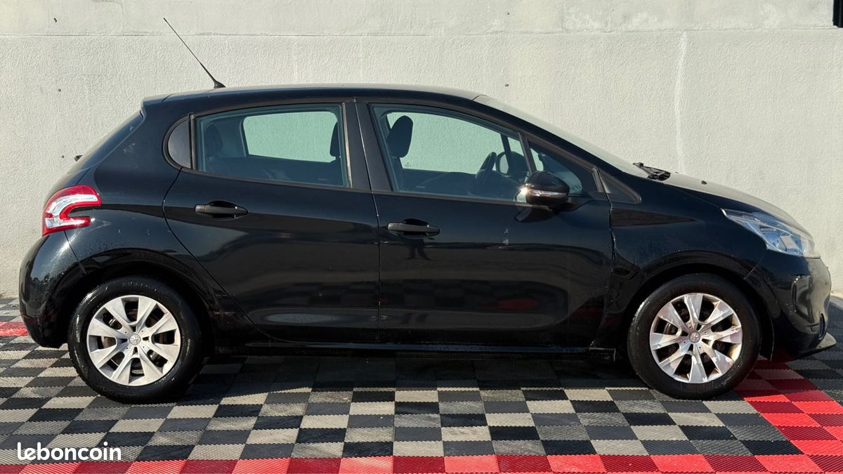 PEUGEOT 208 1.0 VTI 68 Cv ACCESS (image 6)