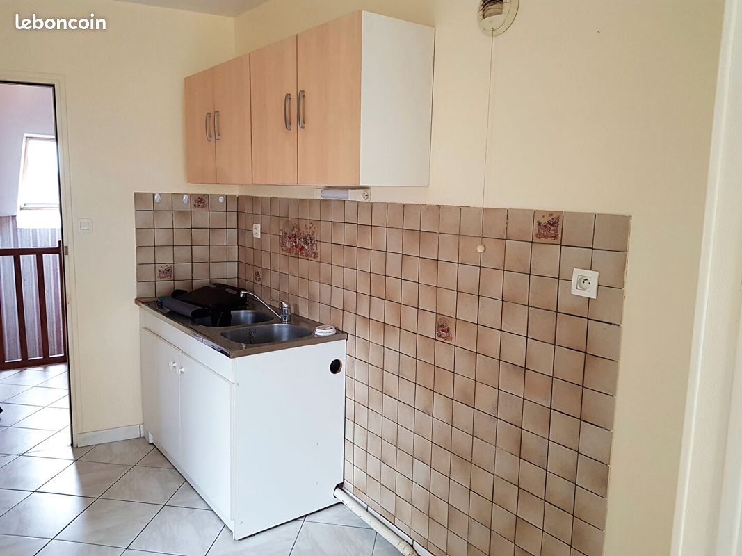 Appartement 1 pièce 28 m² · à Merdrignac · 28 m² · 400 €/mois