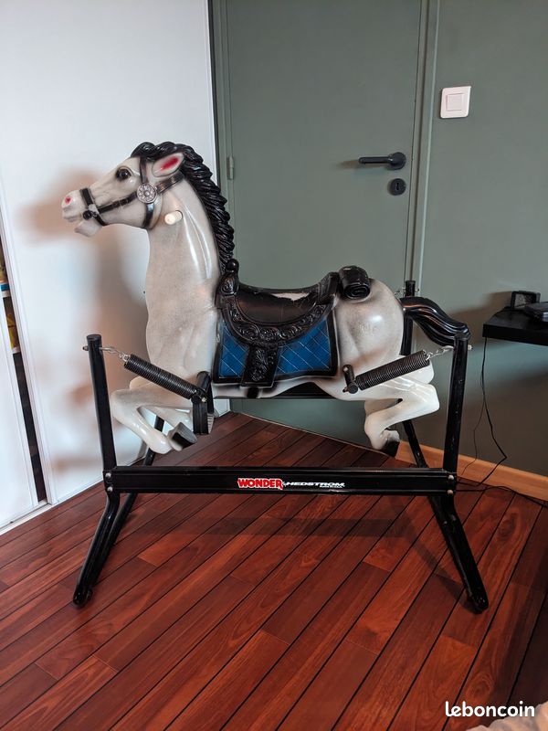 Radio Flyer Cheval Interactif, Porteurs à Bascule et à Cheval