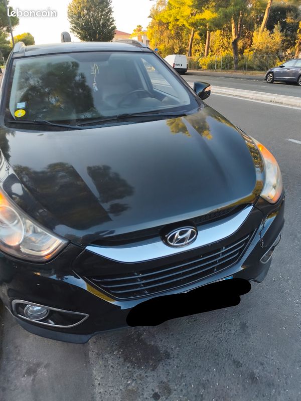 Hyundai ix35 (image 2)